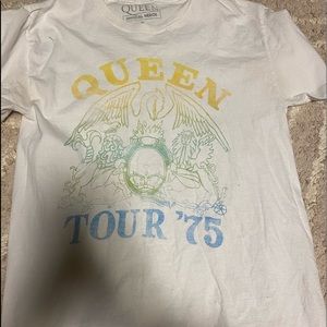 Queen Tee